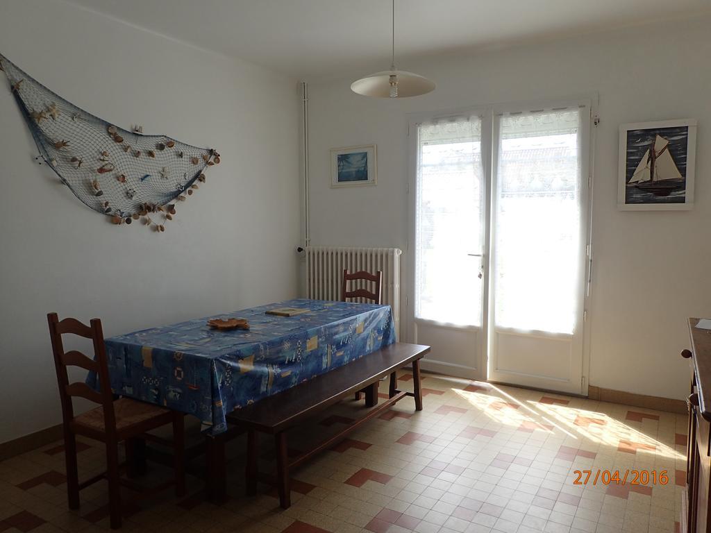 סנט-אילר-דה-רייה Maison Bord De Mer מראה חיצוני תמונה